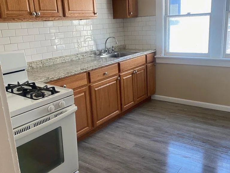 144 Lisbon Ave #1 — Photo 2