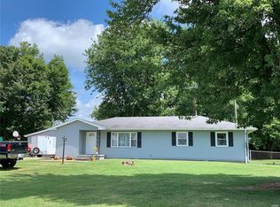 648 State Route 127, Greenville, IL 62246