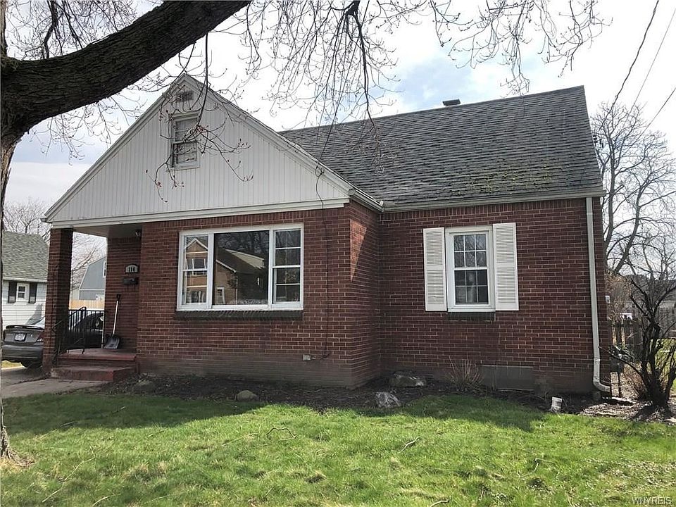 1st image of 114 Helen Ave