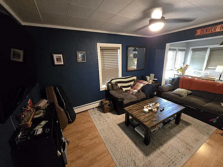 403 23rd St #10 — Photo 8