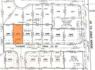 Sycamore Cir SE, New Philadelphia, OH 44663