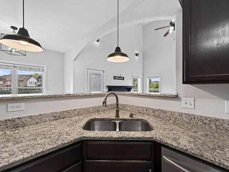 3710 Windhaven Ct — Photo 20