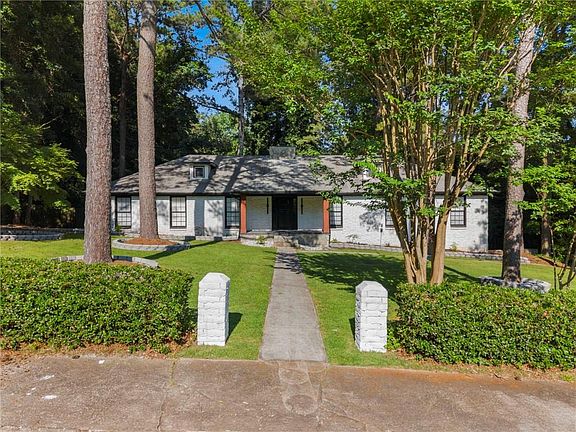 2nd image of 6307 Shallowford Way
