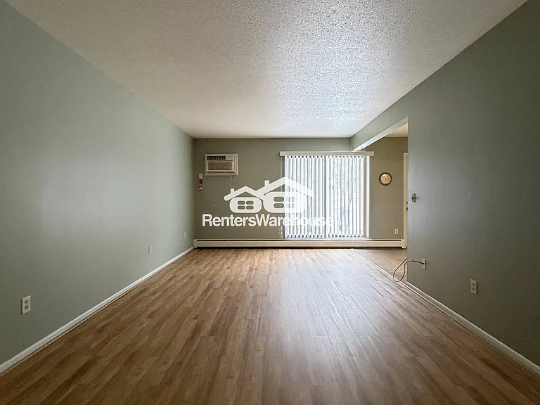 4648 Cedar Lake Rd S #1 — Photo 7