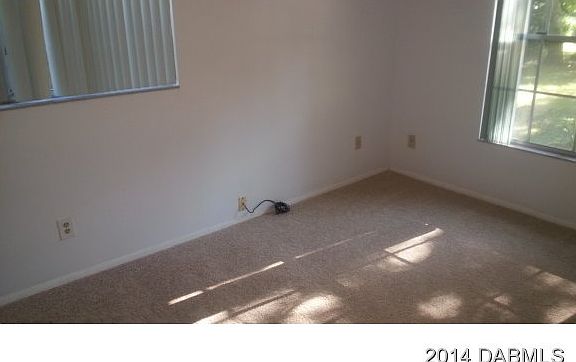 4th image of 6 Sugarberry Cir
