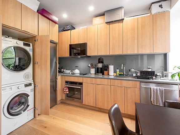 2nd image of 374 Court St #2