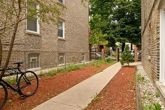 2337 W Dickens Ave #5 — Photo 9