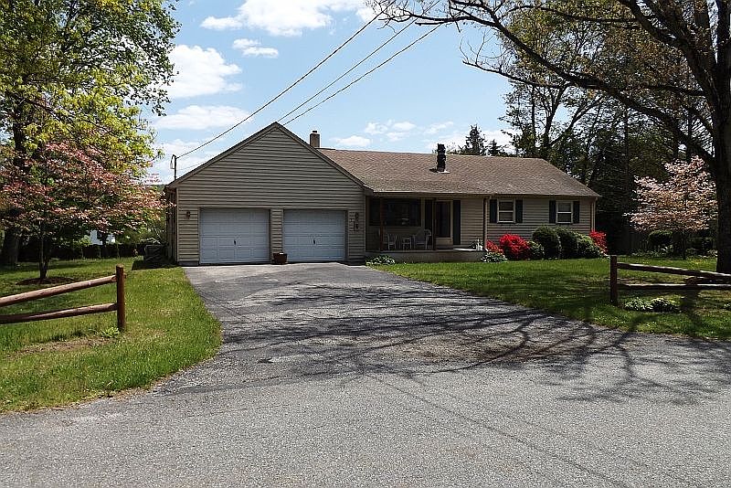 2nd image of 7 Starlight Rd