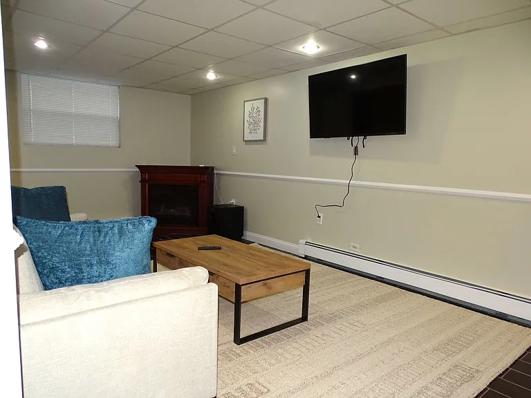303 Bishop St #1 — Photo 15