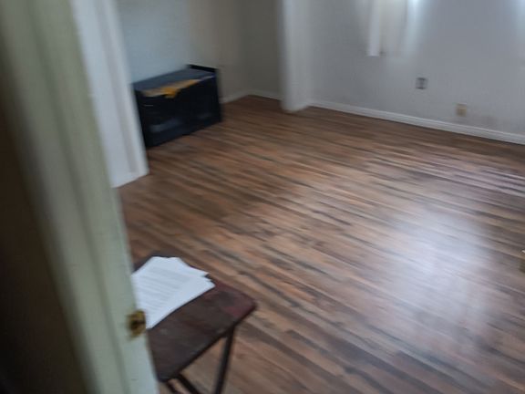 4th image of 9305 E Avenue R10