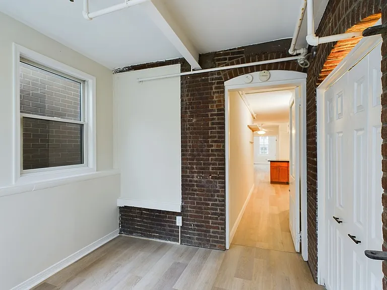 38 S. 3rd Street — Photo 14