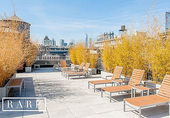 5th image of 220 Water St #3HB