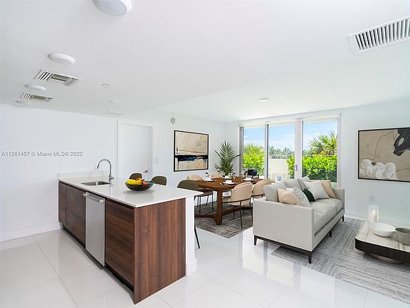 2nd image of 9261 E Bay Harbor Dr Unit 305
