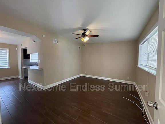 3rd image of 2226 Leon Rd