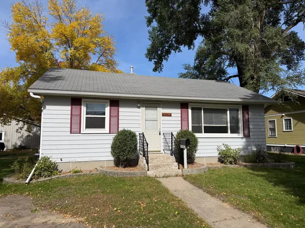 129 E Ronning Ave, Appleton, MN 56208
