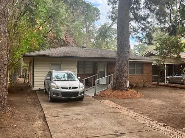 304 Forest Ave, Pineville, LA 71360