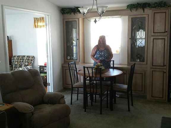 5th image of 15520 Meadow Cir