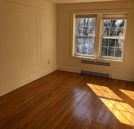 4th image of 170 Irvington Ave