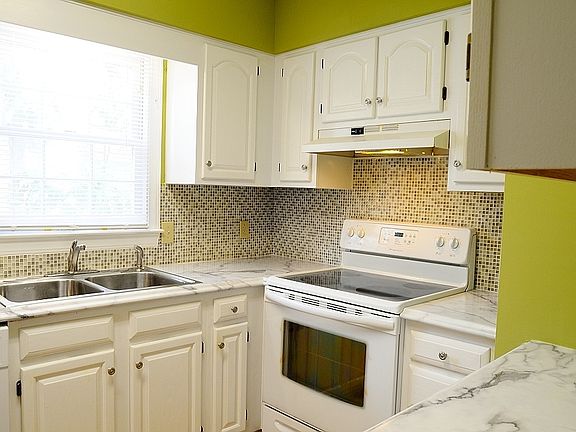 kitchen to be updated spring 2017