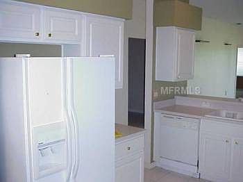 4th image of 105 Club Villas Ln