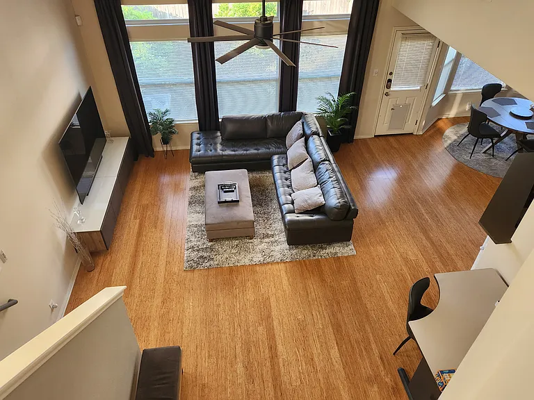 7226 Norman Ln — Photo 1