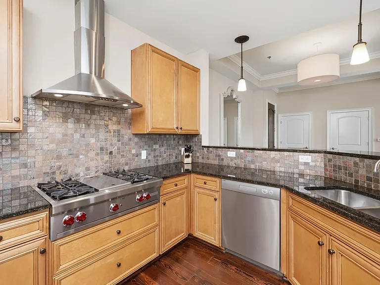 2600 Highland Ave S #701 — Photo 10