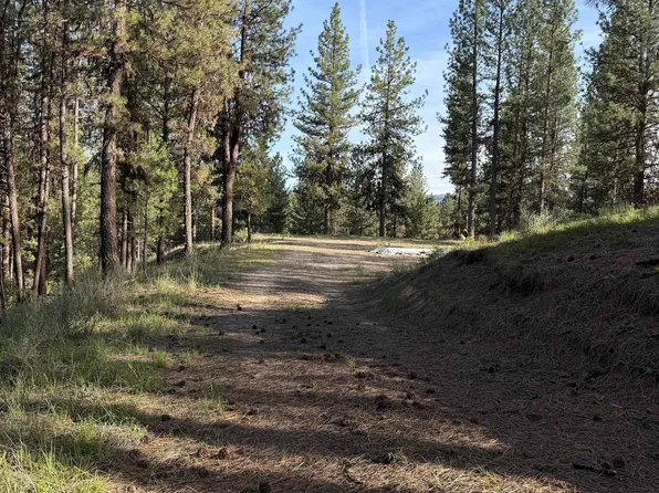 33 N Meadow Creek Dr, Centerville, ID 83631