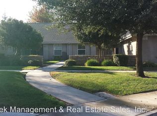 2503 W Oriole Ave, Visalia, CA 93291