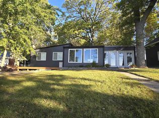 24641 McClelland Dr, Spirit Lake, IA 51360