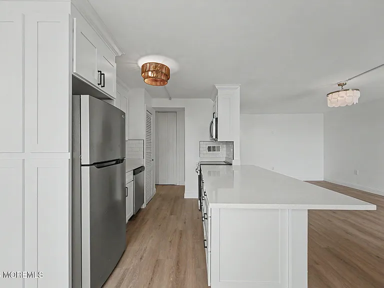 1000 River Rd #4G — Photo 7