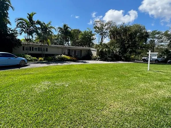 6810 SW 112th St, Pinecrest, FL 33156