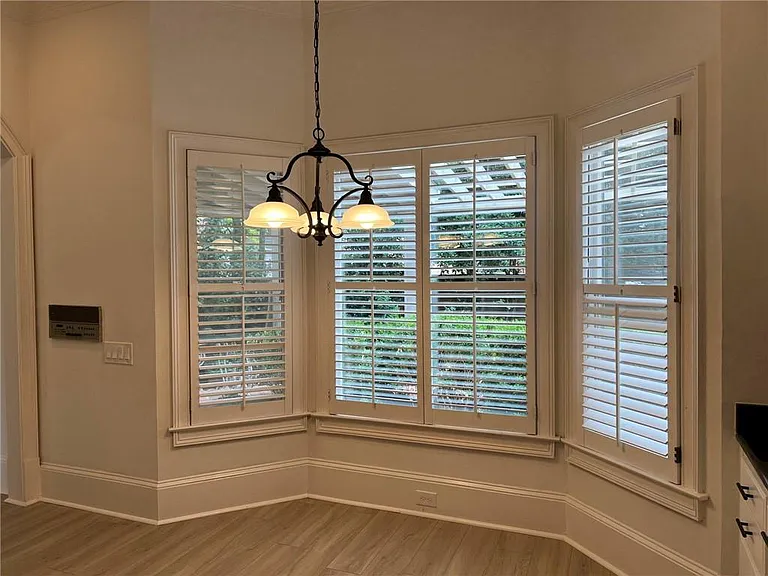 4608 Chattahoochee Xing SE — Photo 27