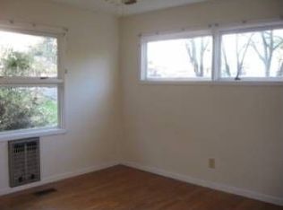 3915 Pleasant Ridge Rd, Knoxville, TN 37912