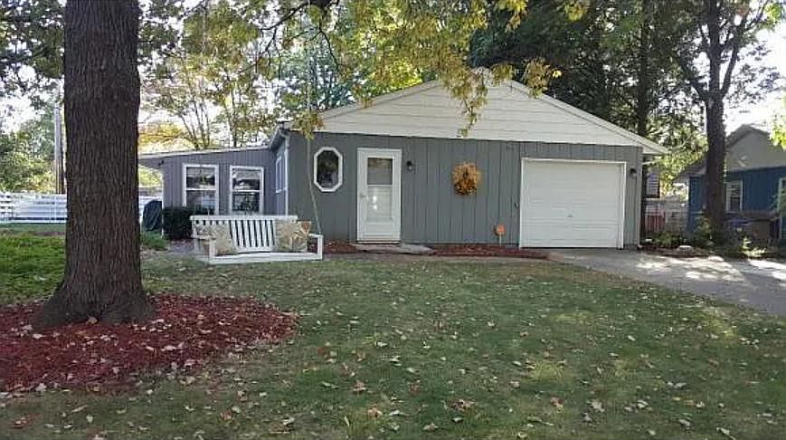 1st image of 2409 Carrelton Dr
