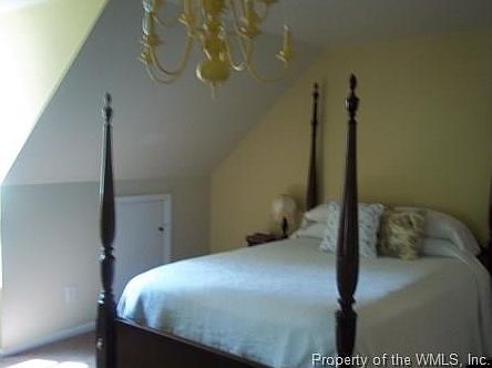 5th image of 126 Nina Ln
