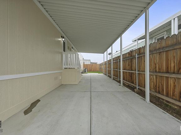 4th image of 53 Cedarwood Ln