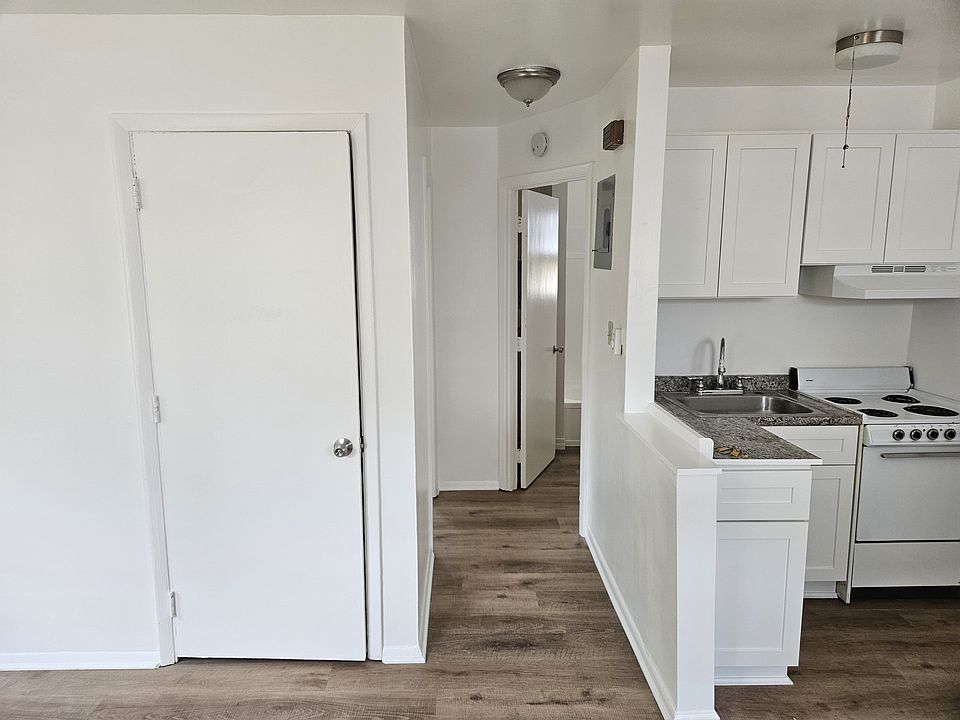 1st image of 3935 Zinsle Ave #1