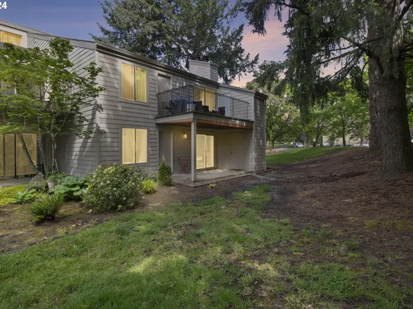 11640 SW Boones Bend Dr, Beaverton, OR 97008