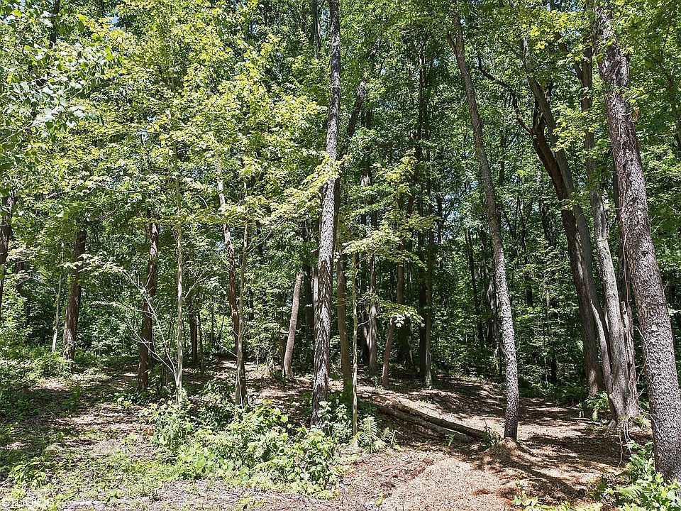 1st image of 19087 White Pine Dr