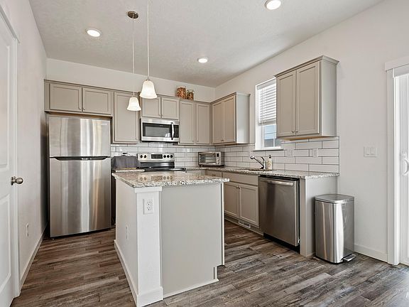 5th image of 5974 S Jessenia Ln