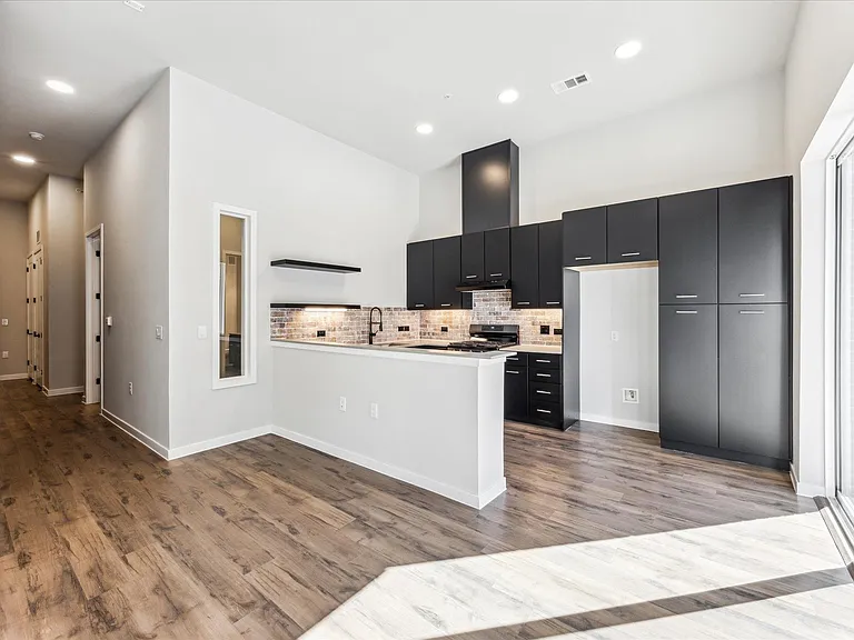 4510 Terry O Ln #106 — Photo 1