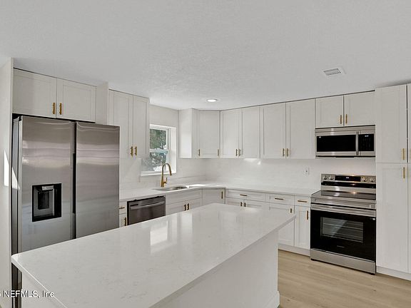 2nd image of 8040 CONGAREE Court N