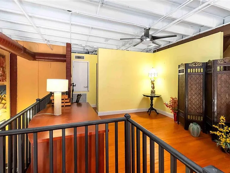 62 W Colonial Dr #301 — Photo 19