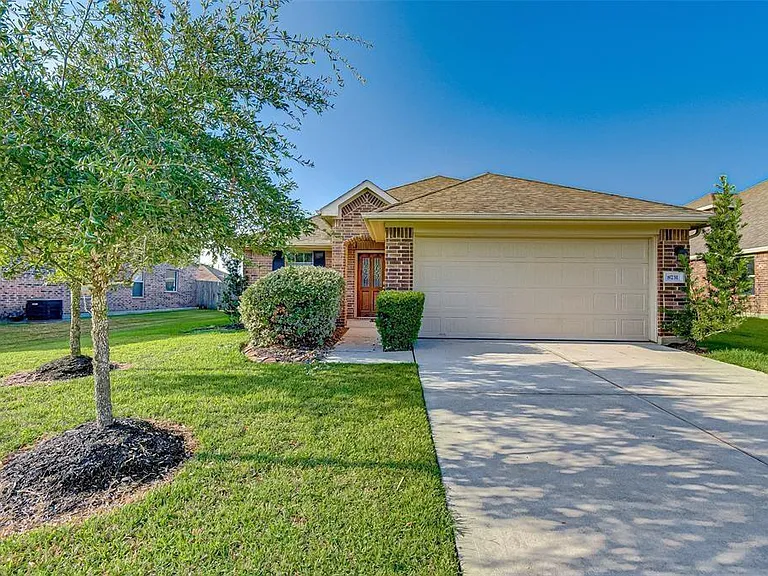8731 Sunny Gallop Dr — Photo 1