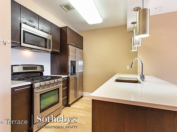 4th image of 64-05 Yellowstone Blvd #403
