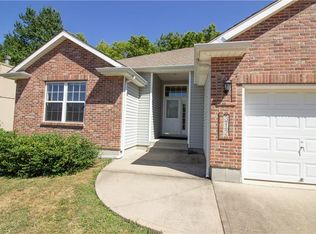 312 NW 26th St, Blue Springs, MO 64015