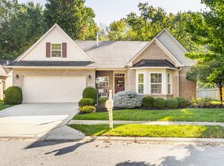 11621 Fairgreen Dr, Carmel, IN 46032