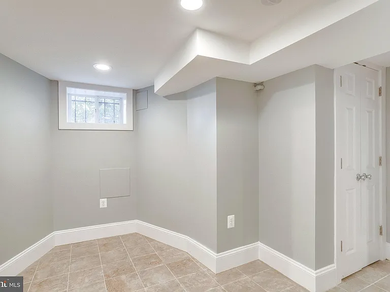 606 Q St NW — Photo 38