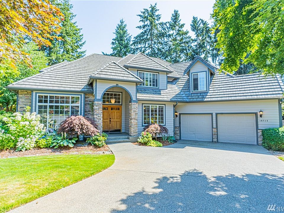 1st image of 16712 90th Ave E