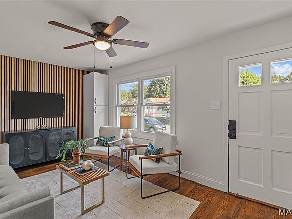 5th image of 413 Tower Grove Pl